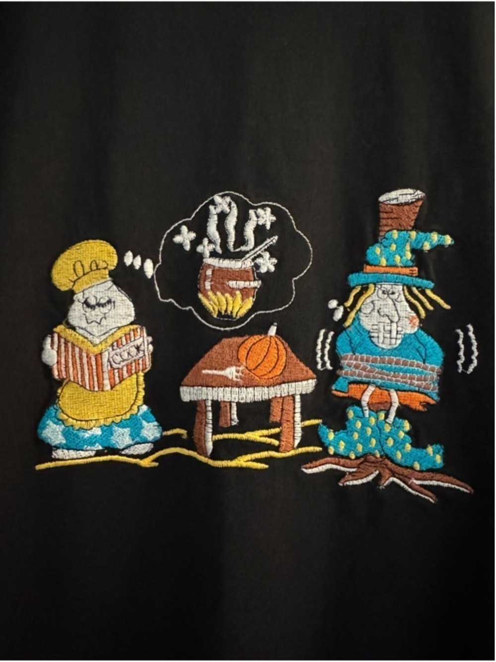 Vintage Embroidered Graphic Shirt Quirky Art Tee - Picture 2 of 8
